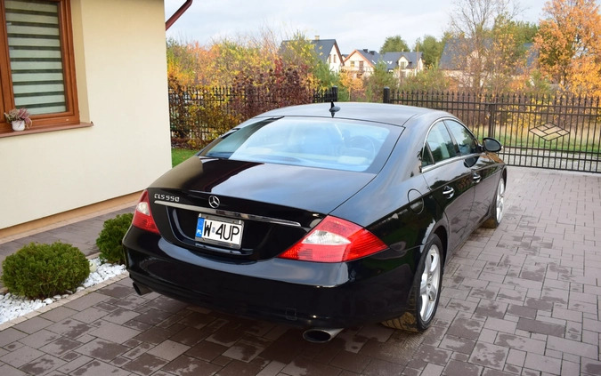 Mercedes-Benz CLS cena 56000 przebieg: 261000, rok produkcji 2007 z Warszawa małe 497